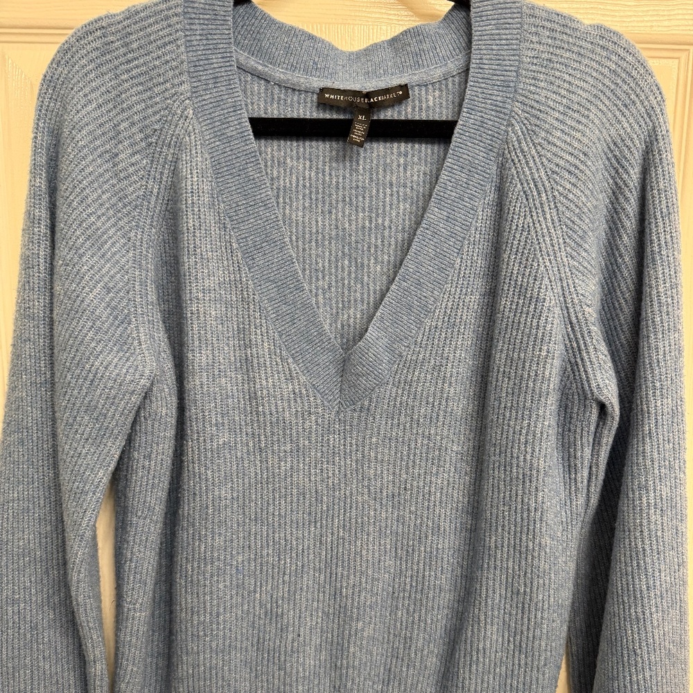 White House Black Market Sweater Blue Size XL